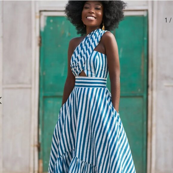 Sika Blue Beeko Dress Handmade - Like New - Picture 5 of 8